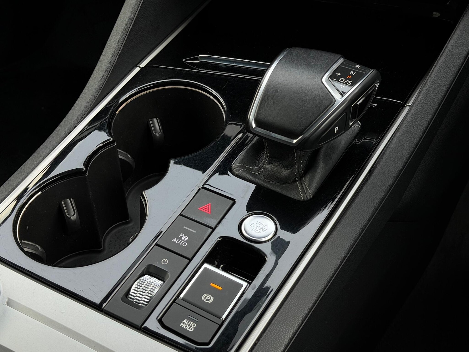Used Volkswagen Touareg 2021 for sale - 76072391: Photo 40