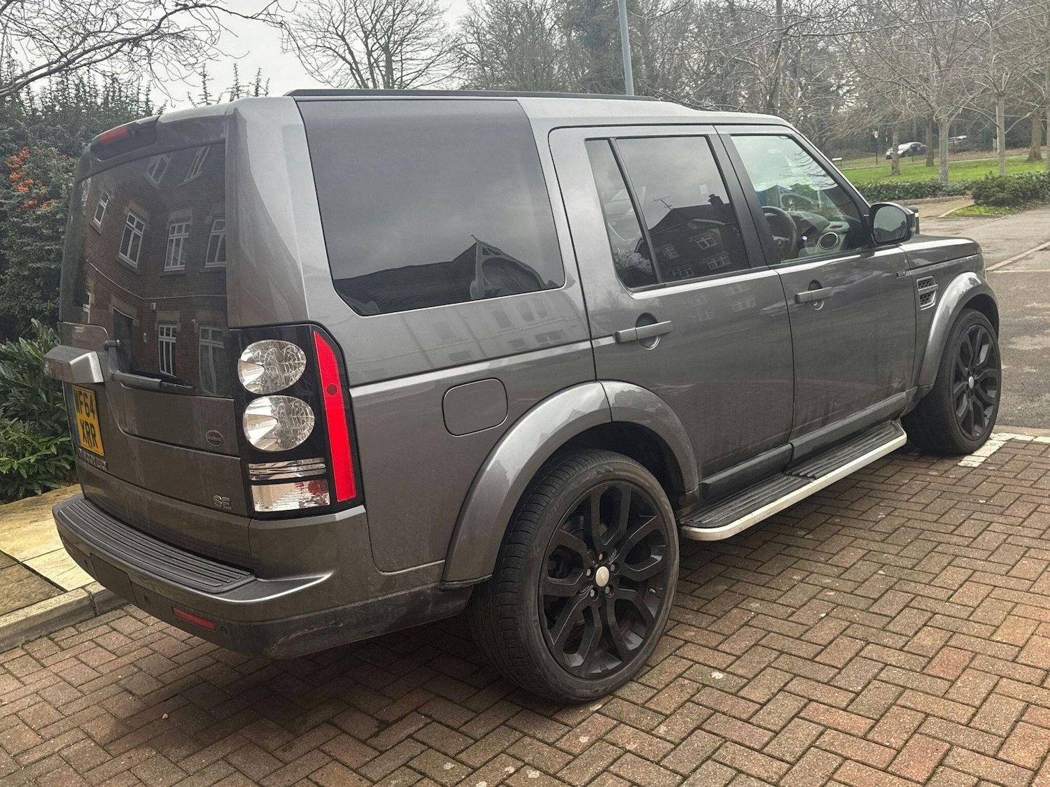 Used Land Rover Discovery 2014 for sale - 77478940: Photo 4