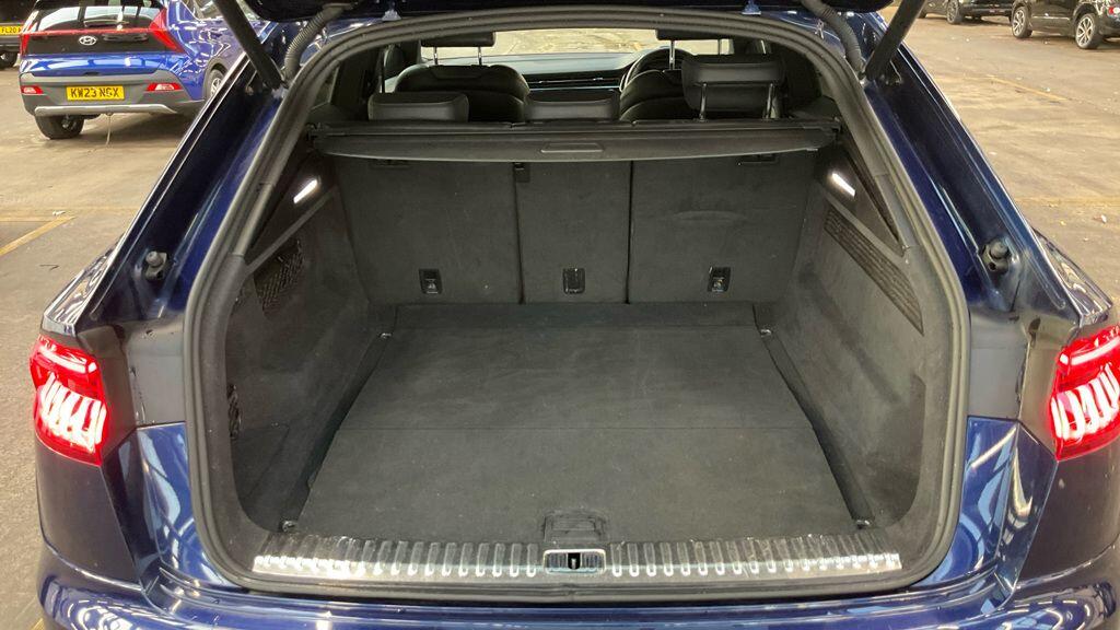 Used Audi Q8 2019 for sale - 76485289: Photo 11