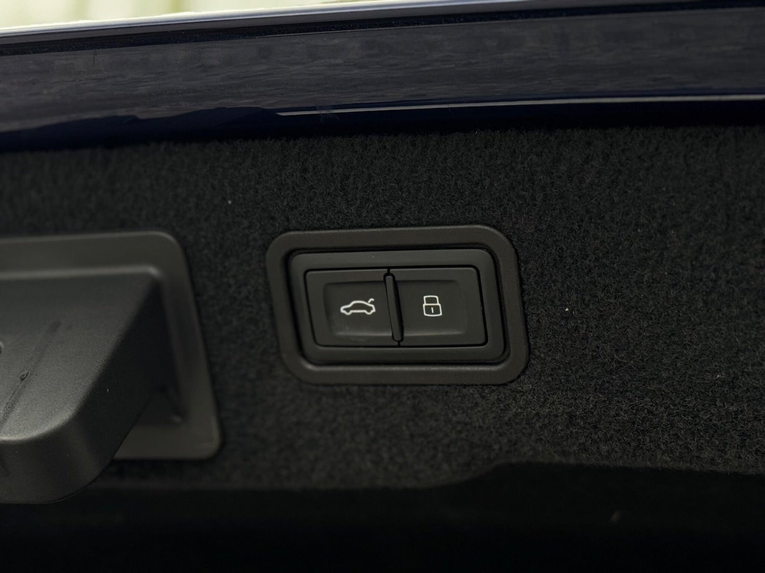 Used Audi A8 2018 for sale - 76988616: Photo 48