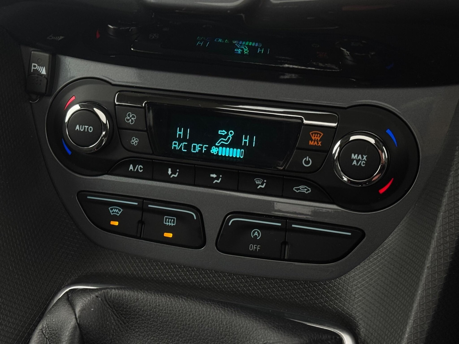 Used Ford Tourneo Connect 2016 for sale - 76952252: Photo 47