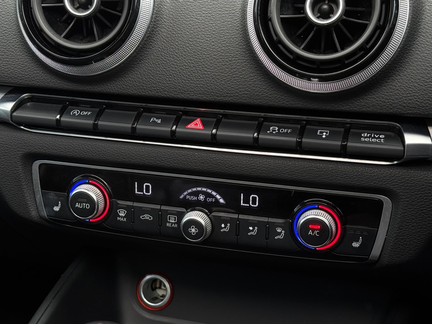Used Audi S3 2014 for sale - 76108870: Photo 40