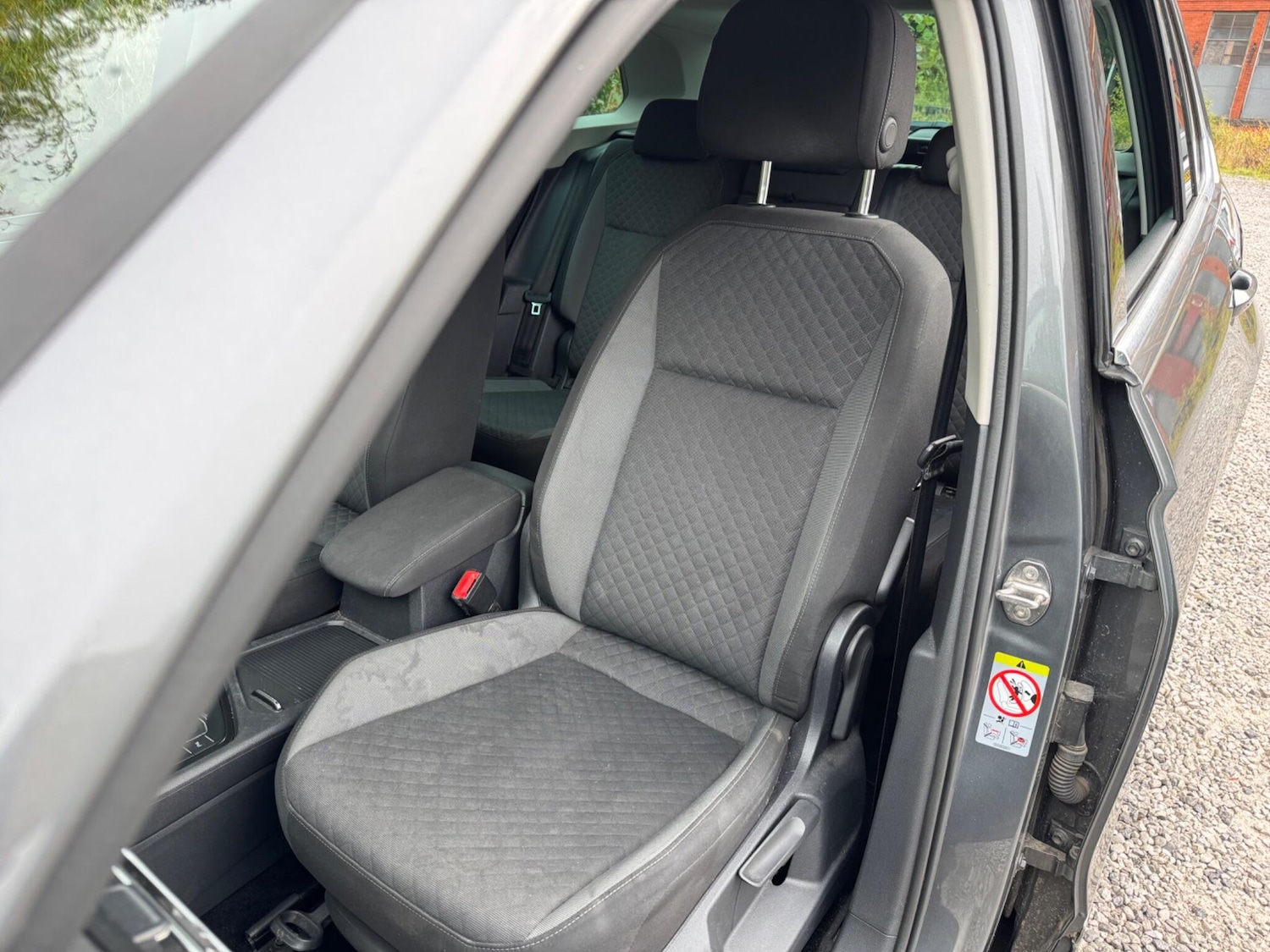 Used Volkswagen Tiguan 2018 for sale - 76109722: Photo 23