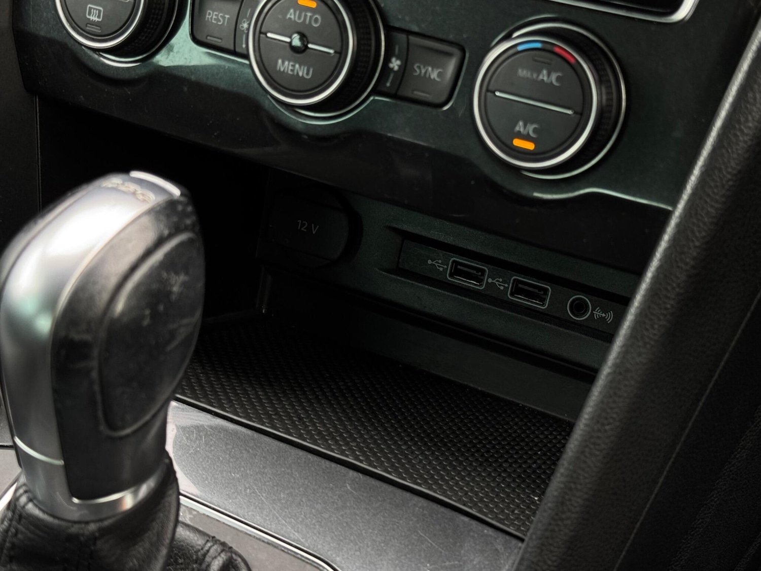 Used Volkswagen Tiguan 2018 for sale - 76109722: Photo 43