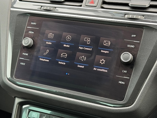 Used Volkswagen Tiguan 2018 for sale - 76109722: Photo 45