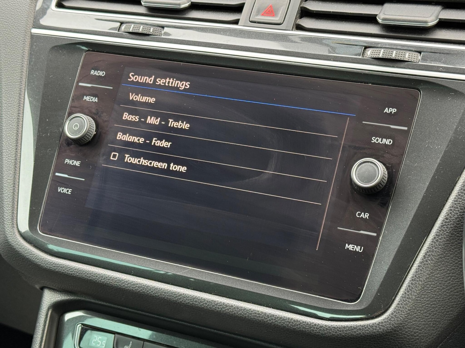 Used Volkswagen Tiguan 2018 for sale - 76109722: Photo 47