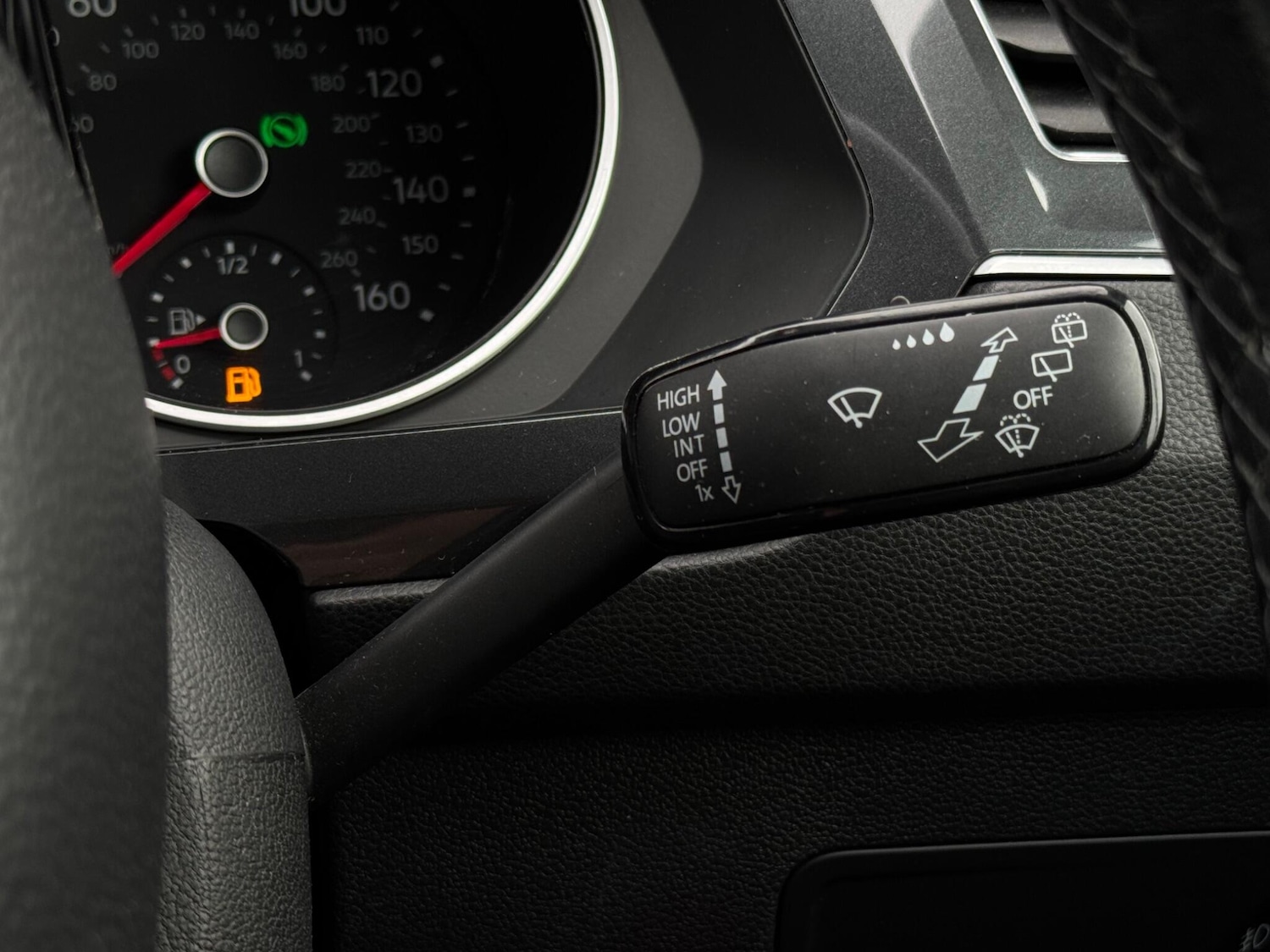 Used Volkswagen Tiguan 2018 for sale - 76109722: Photo 55