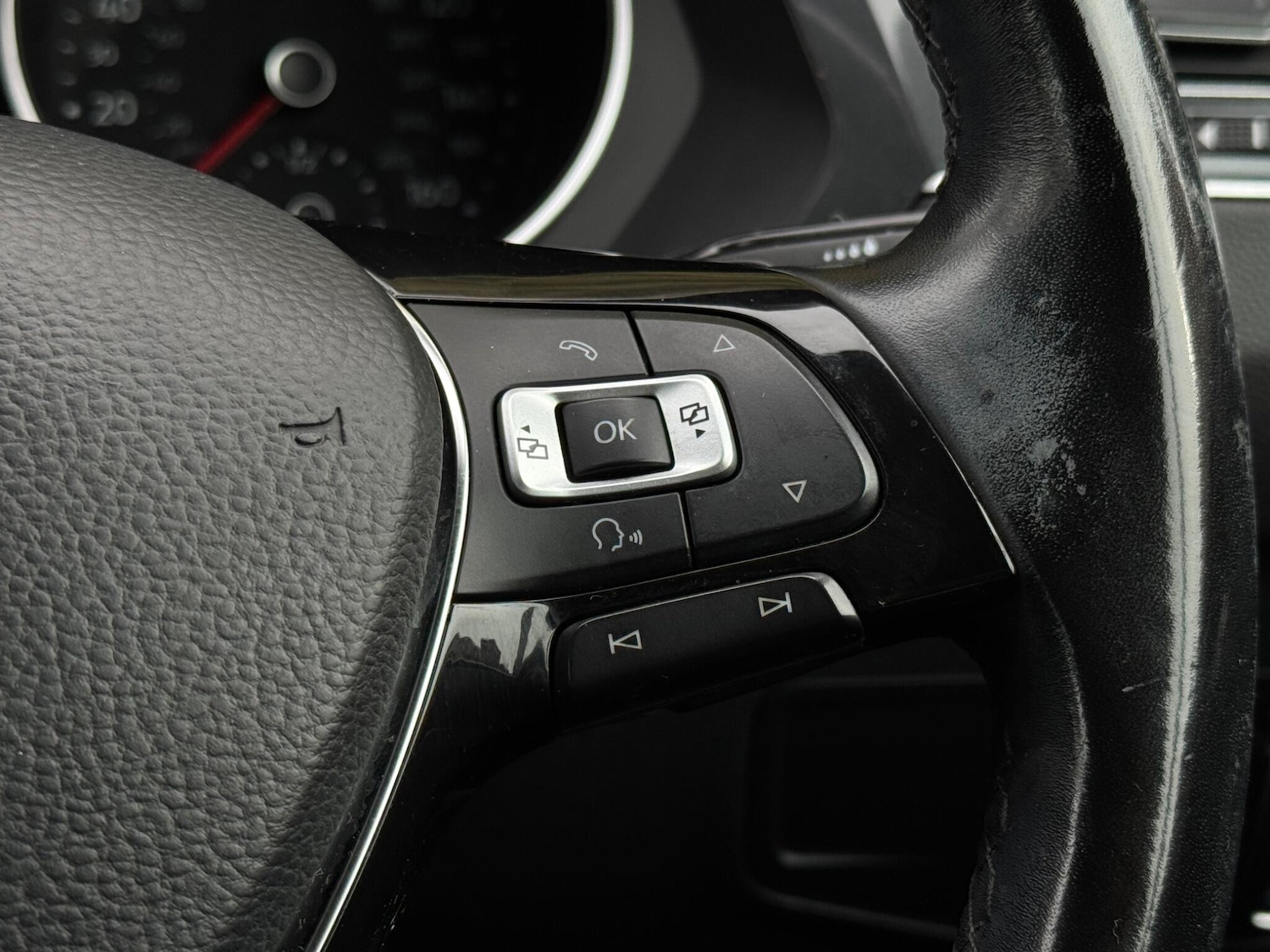 Used Volkswagen Tiguan 2018 for sale - 76109722: Photo 57