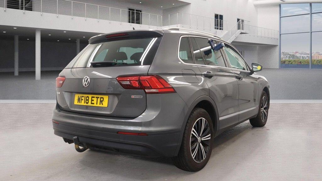 Used Volkswagen Tiguan 2018 for sale - 76109722: Photo 6
