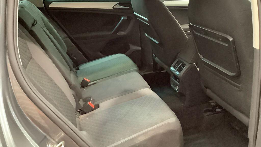 Used Volkswagen Tiguan 2018 for sale - 76109722: Photo 8
