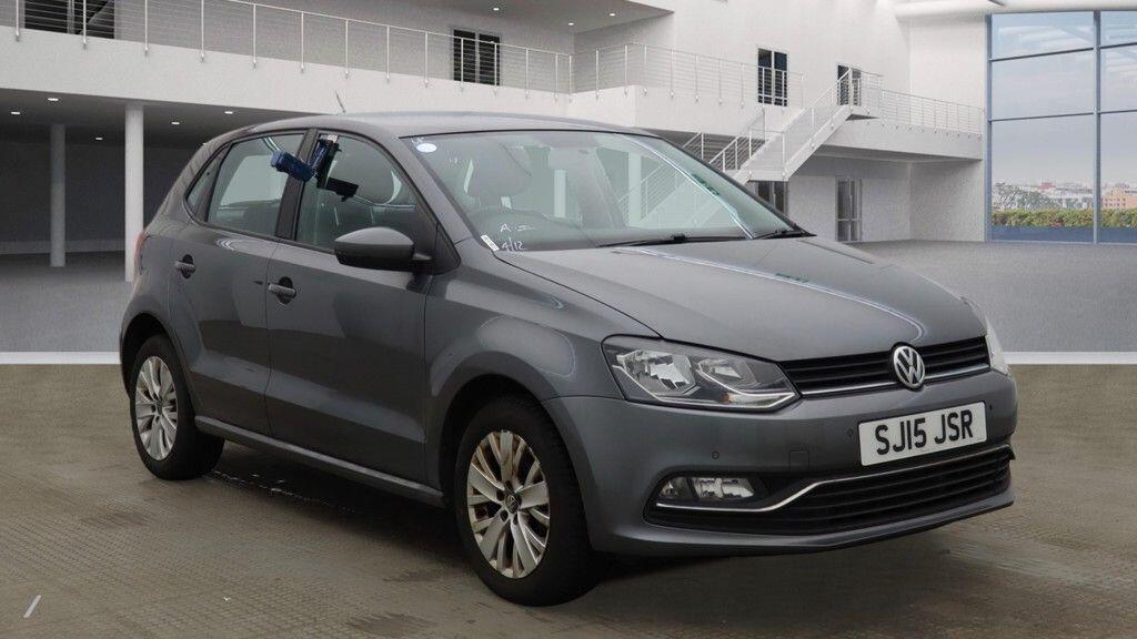 Used Volkswagen Polo 2015 for sale - 76899654: Photo 1