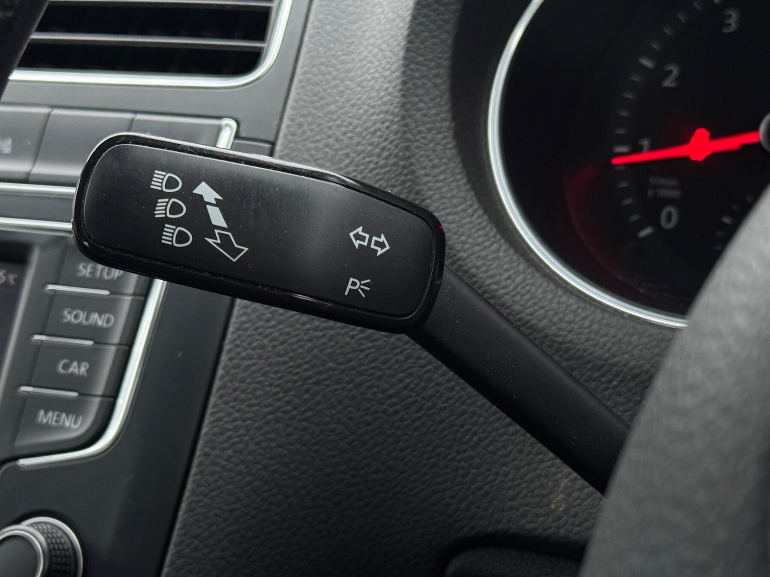 Used Volkswagen Polo 2015 for sale - 76899654: Photo 35