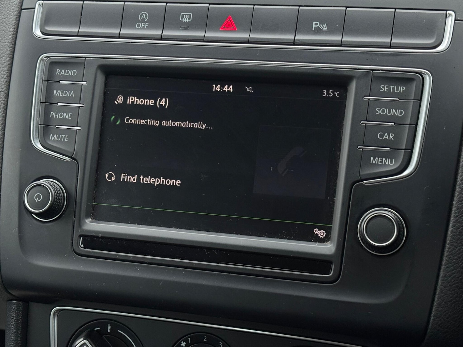 Used Volkswagen Polo 2015 for sale - 76899654: Photo 49