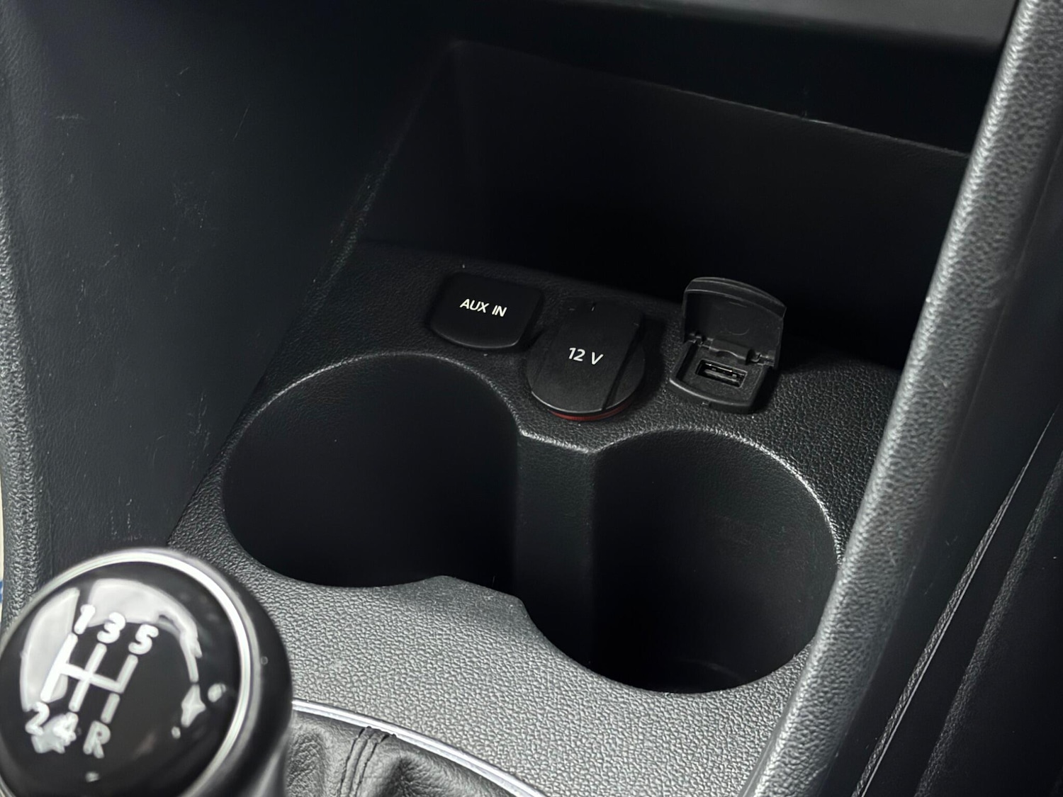 Used Volkswagen Polo 2015 for sale - 76899654: Photo 51