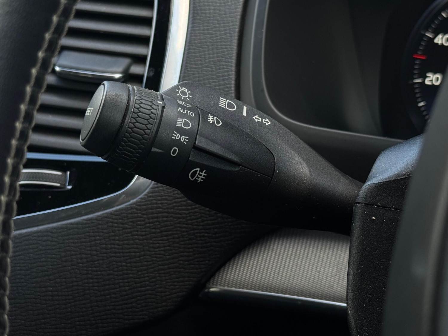 Used Volvo XC90 2018 for sale - 76988942: Photo 38