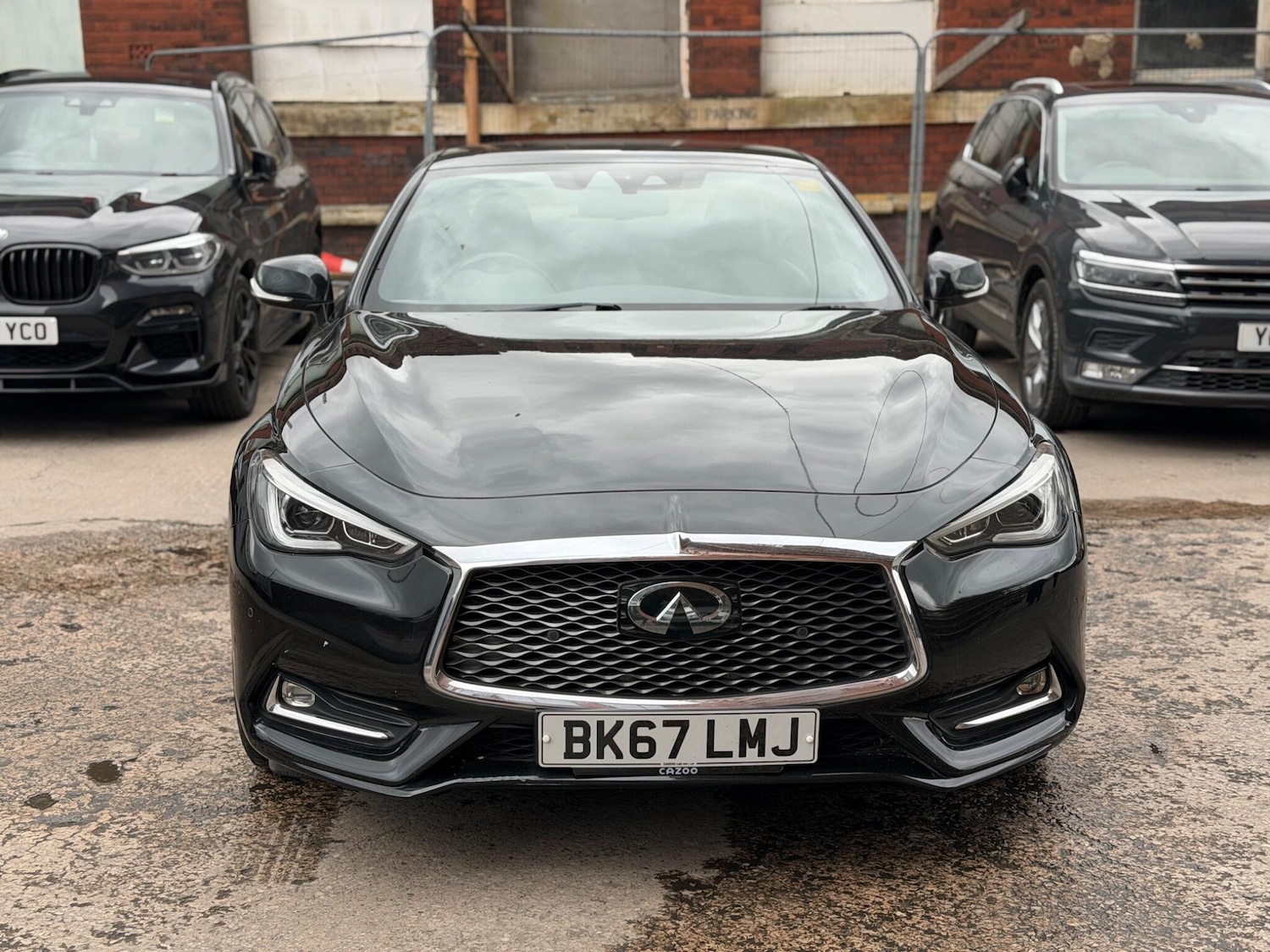 Used Infiniti Q60 2017 for sale - 78127492: Photo 2