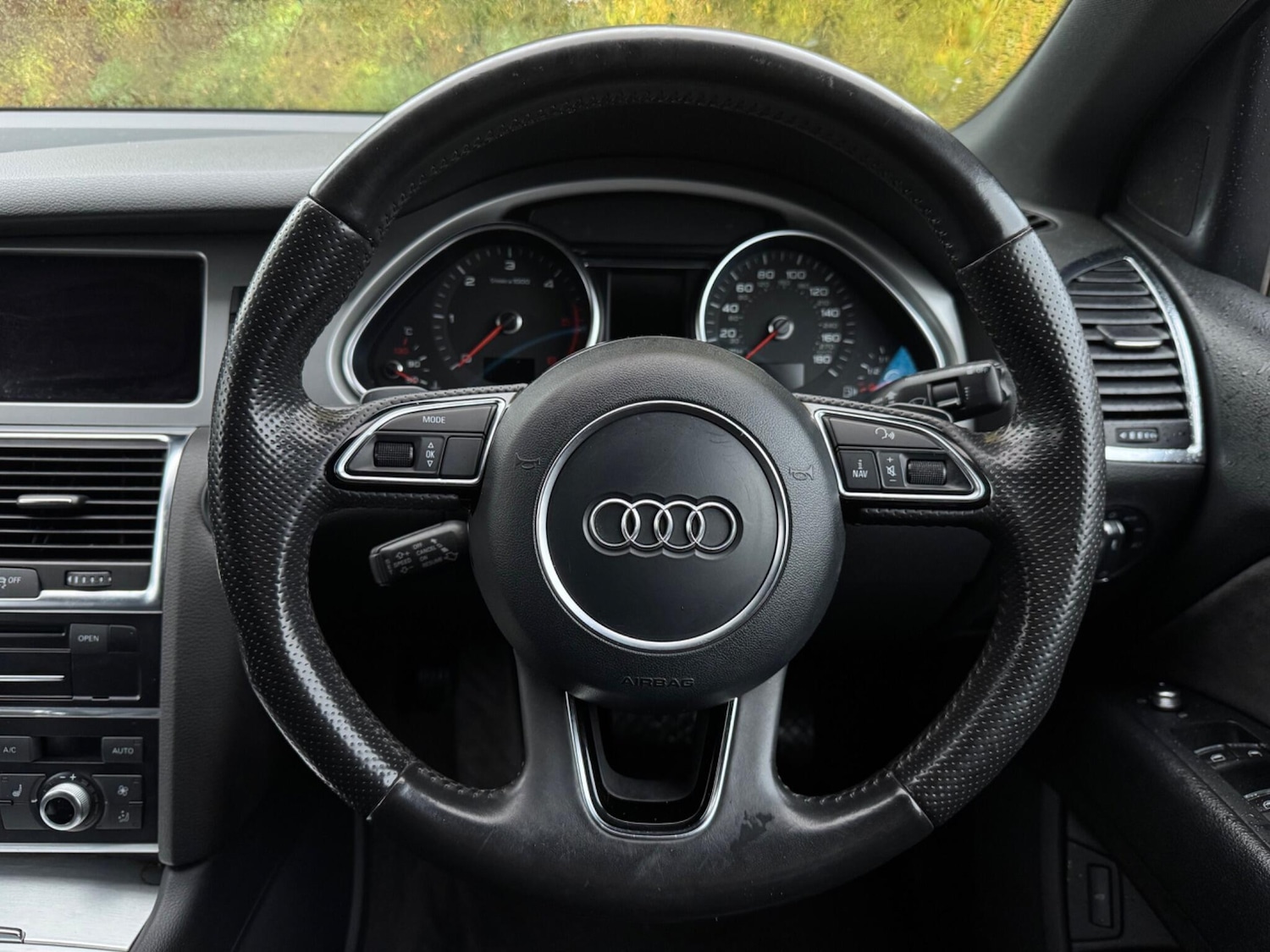 Used Audi Q7 2012 for sale - 76269830: Photo 28