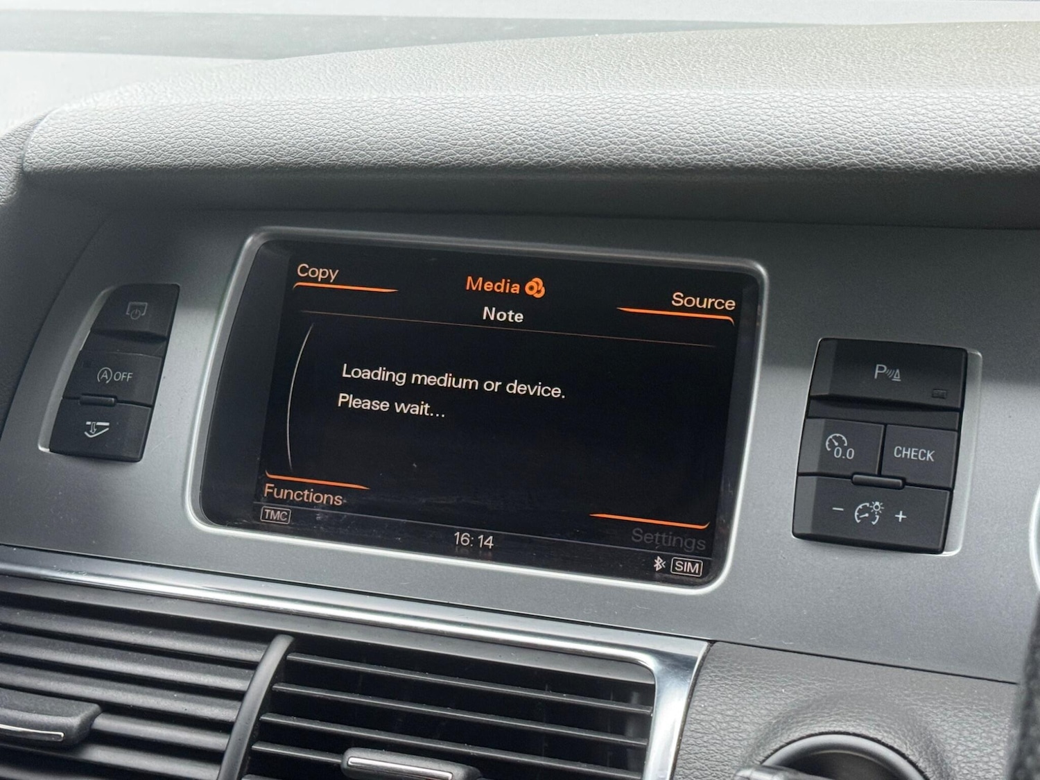 Used Audi Q7 2012 for sale - 76269830: Photo 46