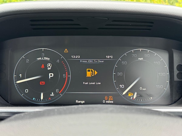 Used Land Rover Range Rover Sport 2015 for sale - 75237497: Photo 41