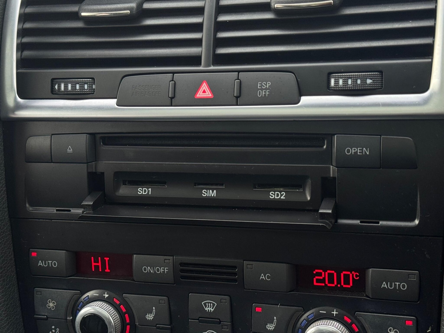 Used Audi Q7 2010 for sale - 77215471: Photo 58