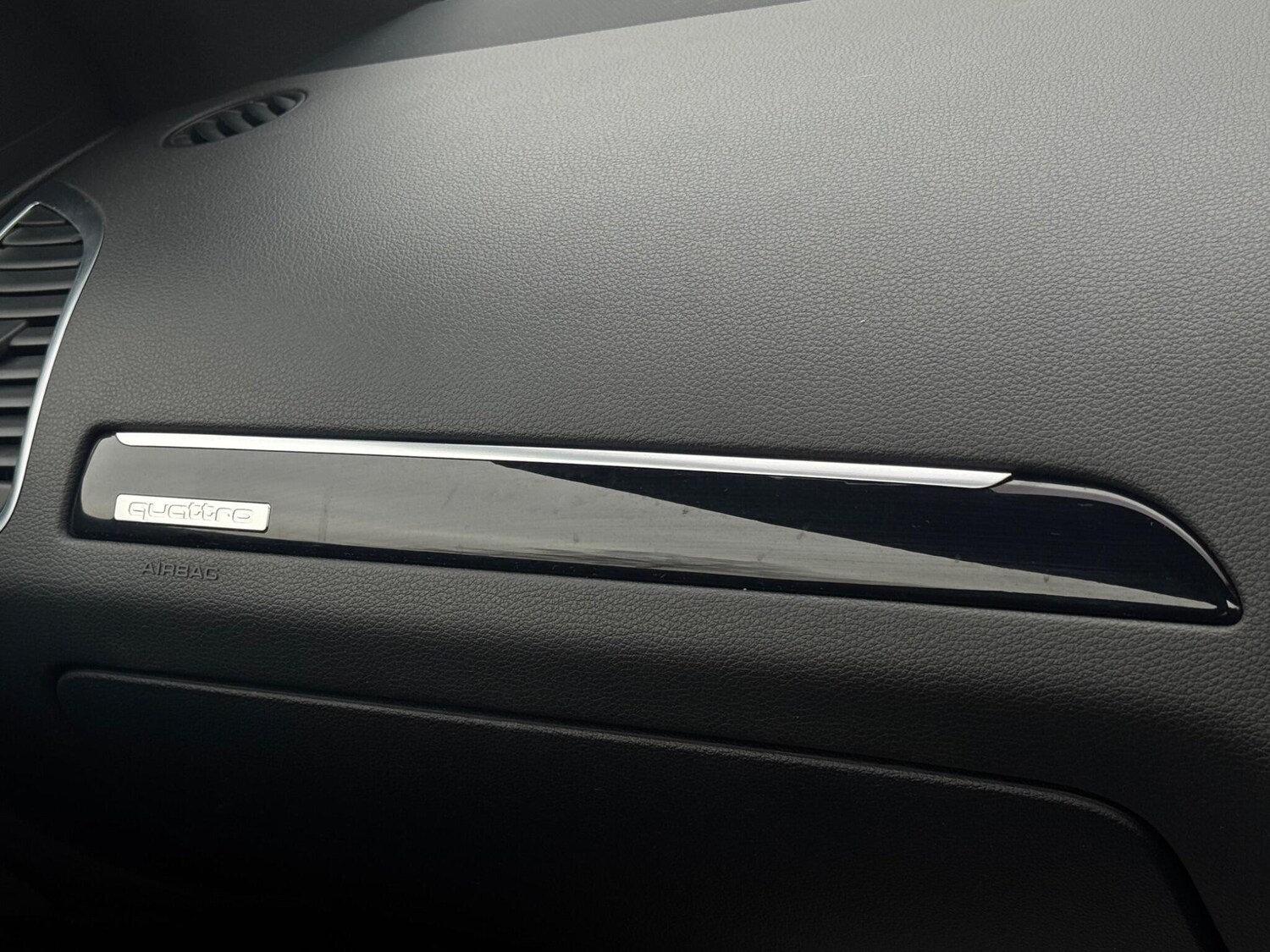 Used Audi Q7 2010 for sale - 77215471: Photo 63