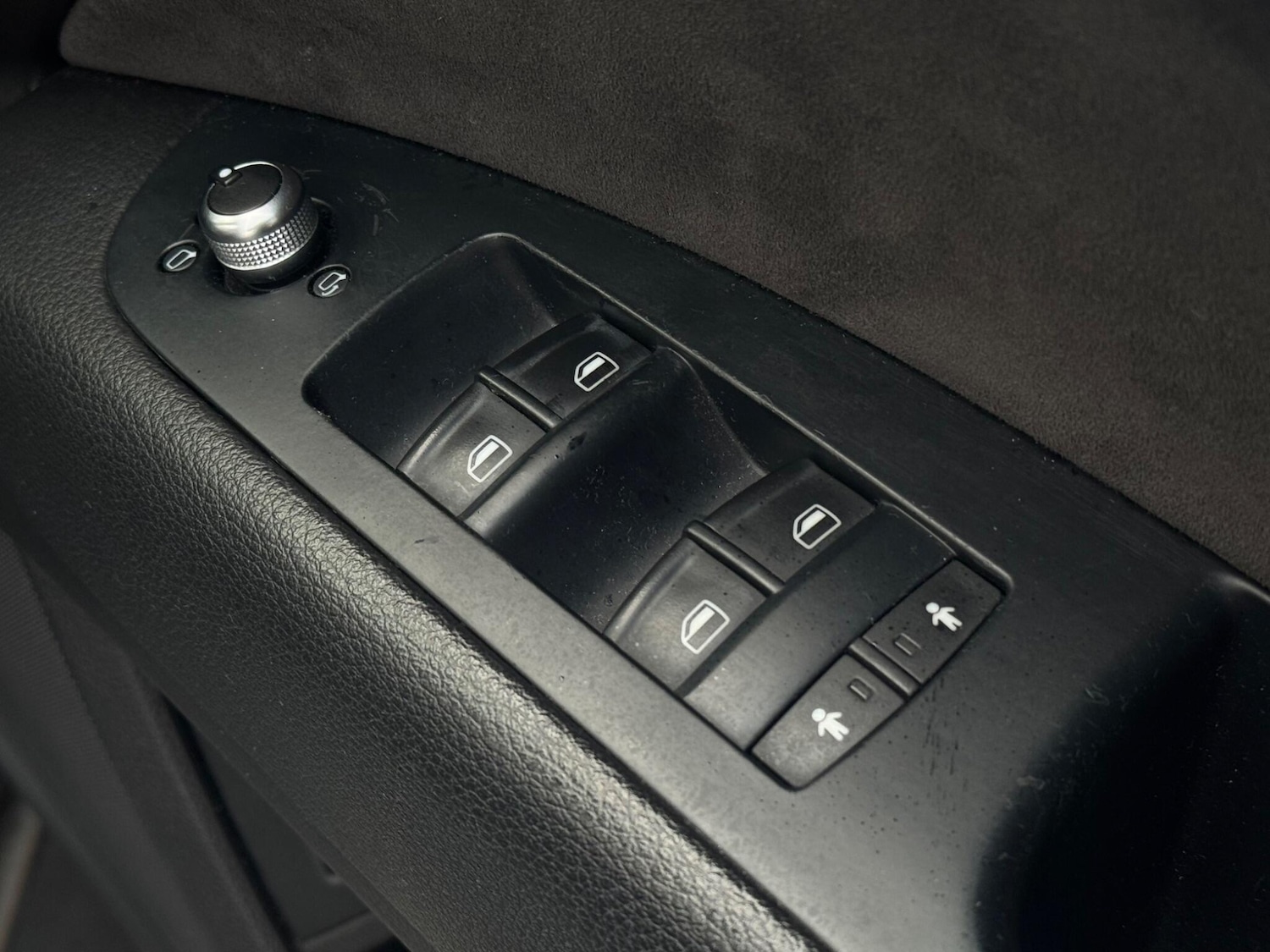 Used Audi Q7 2010 for sale - 77215471: Photo 73