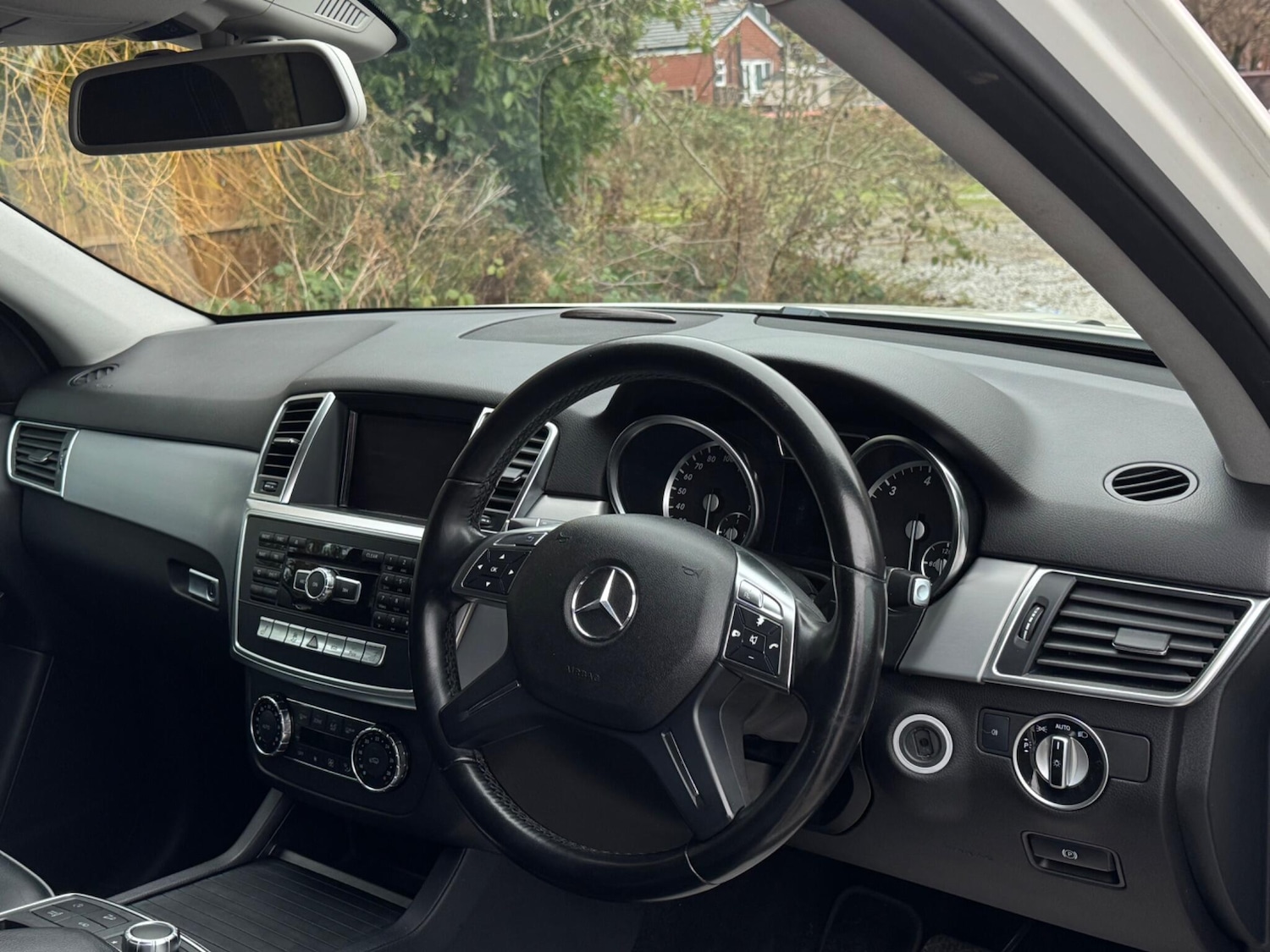 Used Mercedes-Benz M Class 2012 for sale - 76727920: Photo 14