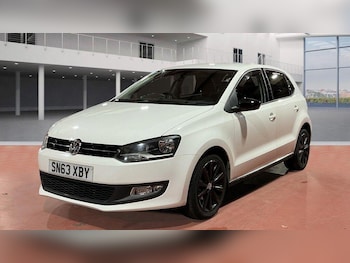 Used Volkswagen Polo 2013 for sale - 76839400: Photo