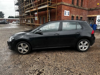 Used Volkswagen Golf 2016 for sale - 78833987: Photo