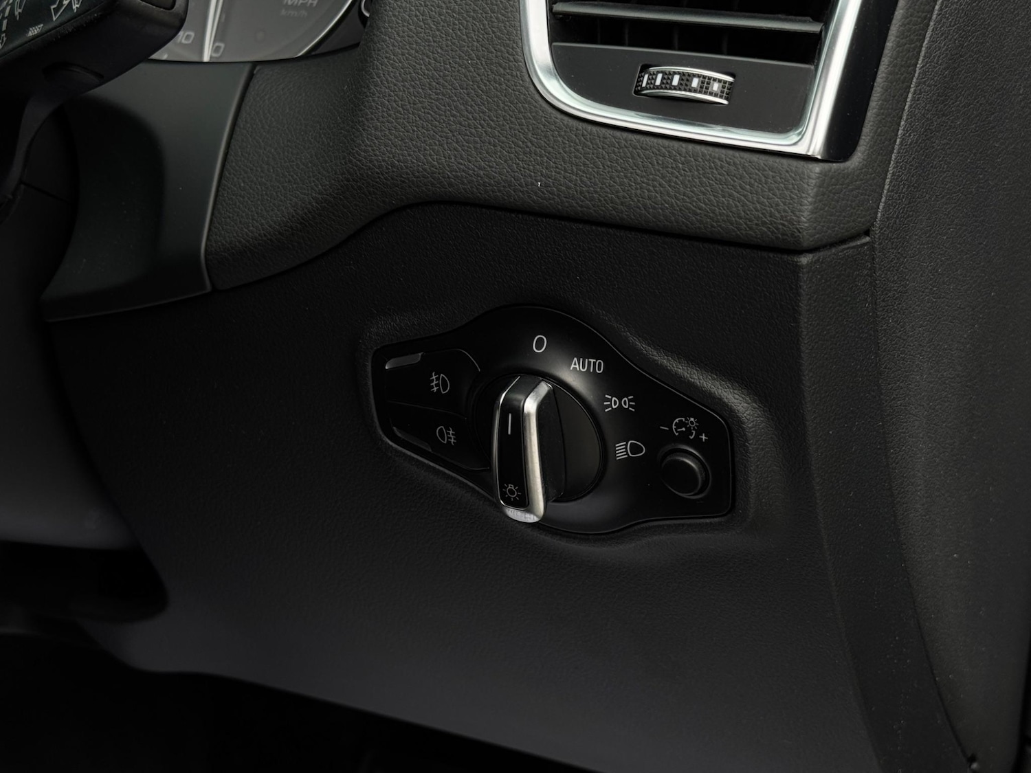 Used Audi Q5 2014 for sale - 77015577: Photo 59