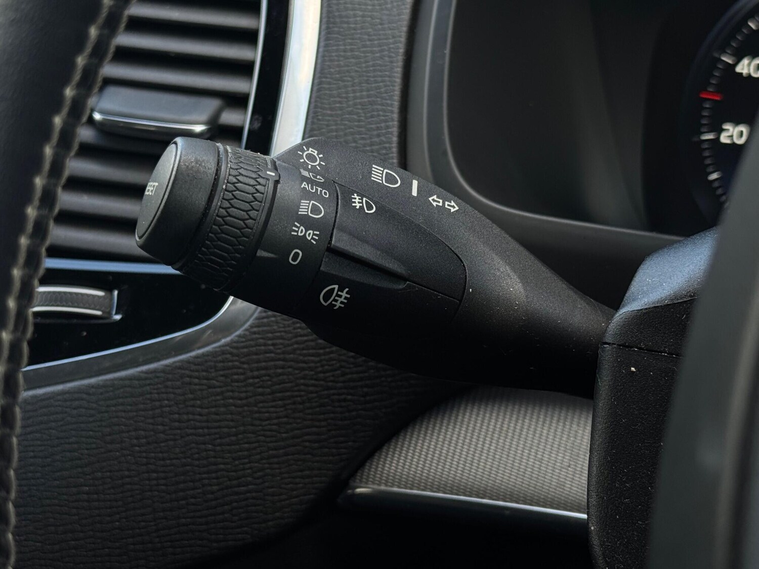 Used Volvo XC90 2018 for sale - 75905364: Photo 38