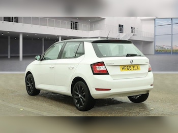 Used Skoda Fabia 2018 for sale - 77174504: Photo