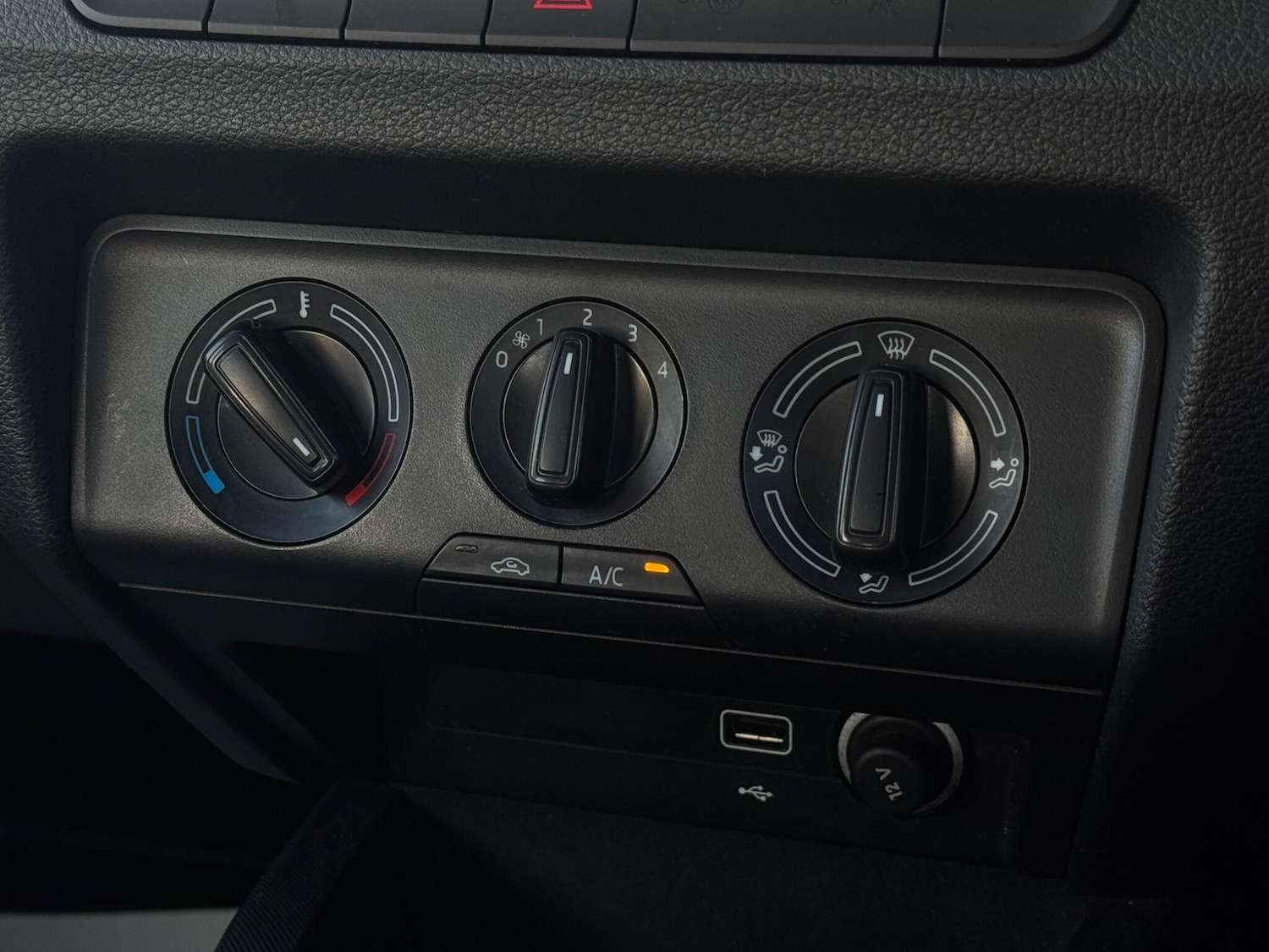 Used Skoda Fabia 2018 for sale - 77174504: Photo 49