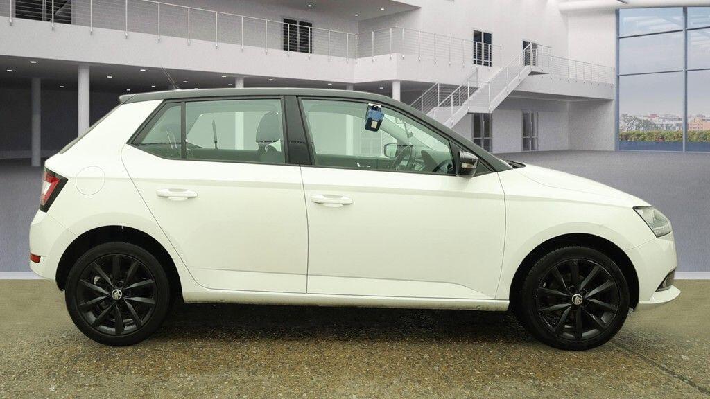 Used Skoda Fabia 2018 for sale - 77174504: Photo 5