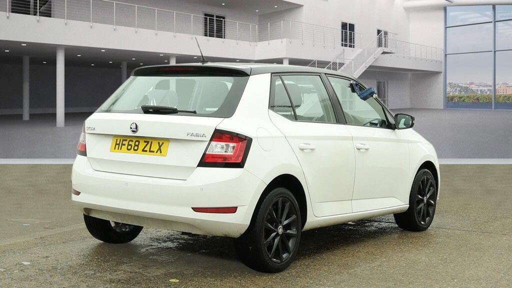 Used Skoda Fabia 2018 for sale - 77174504: Photo 7