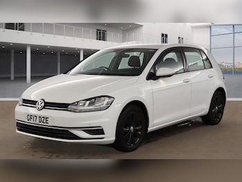 Used Volkswagen Golf 2017 for sale - 76389102: Photo