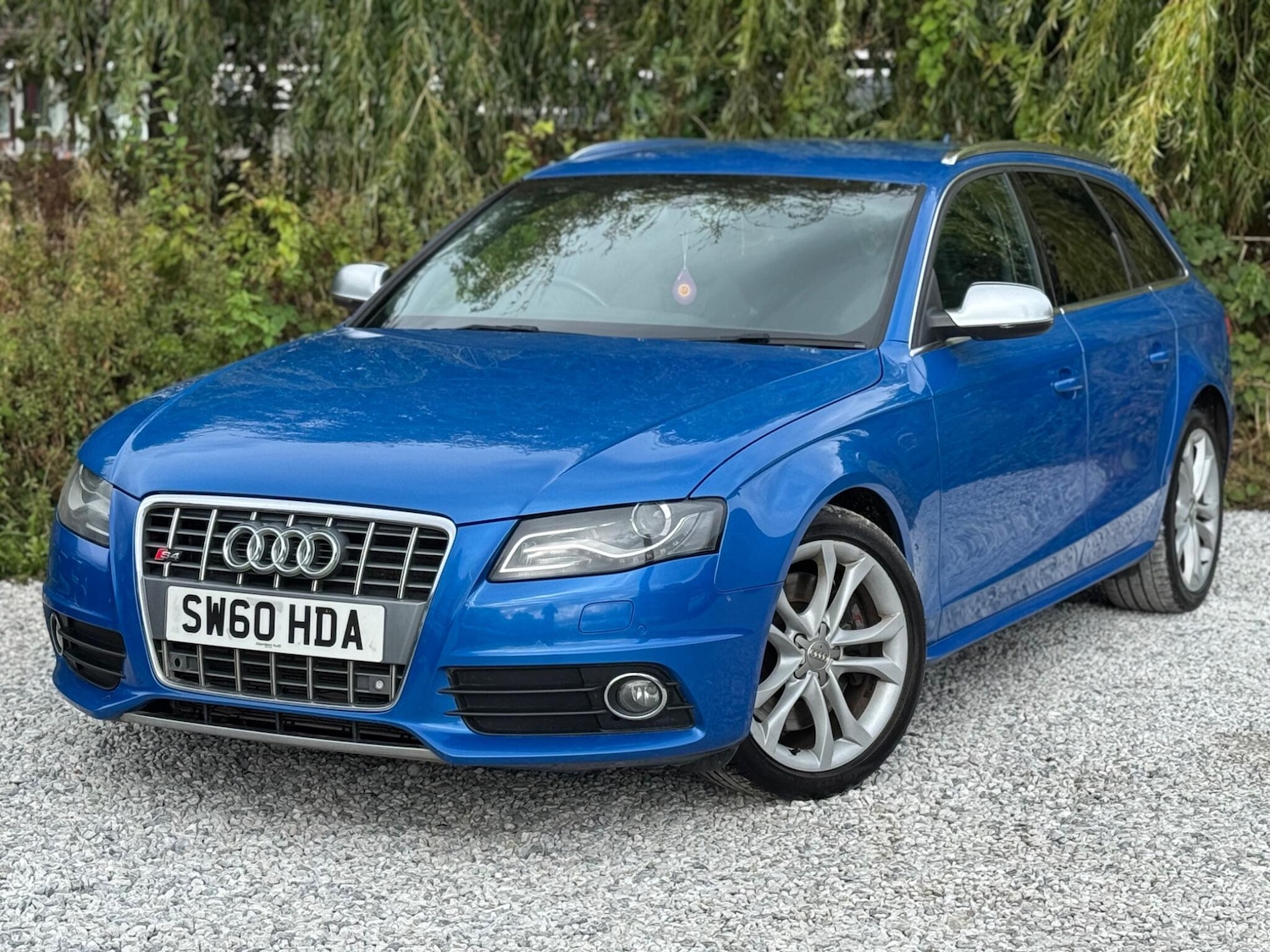 Used Audi A4 2011 for sale - 76988561: Photo 2