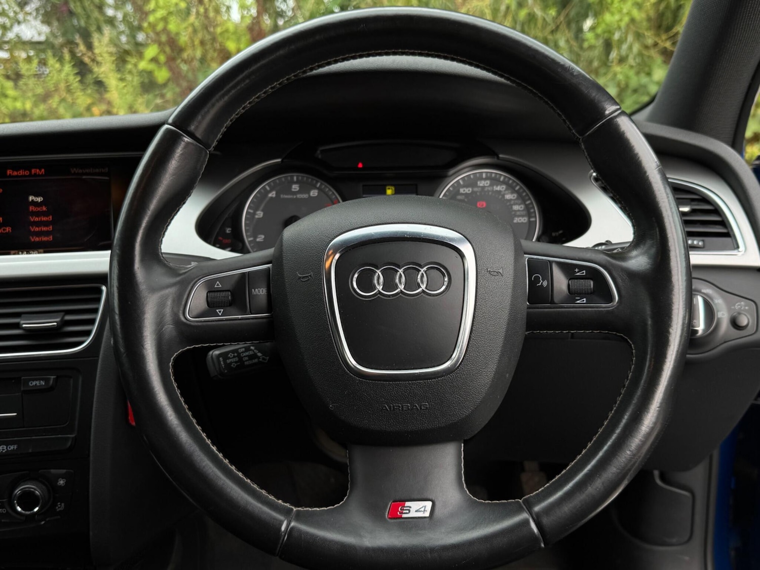 Used Audi A4 2011 for sale - 76988561: Photo 27