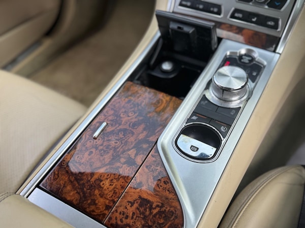 Used Jaguar XF 2013 for sale - 75564154: Photo 32