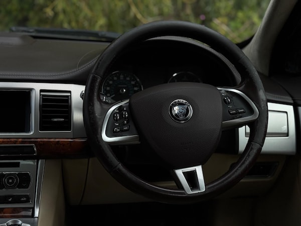 Used Jaguar XF 2013 for sale - 75564154: Photo 48