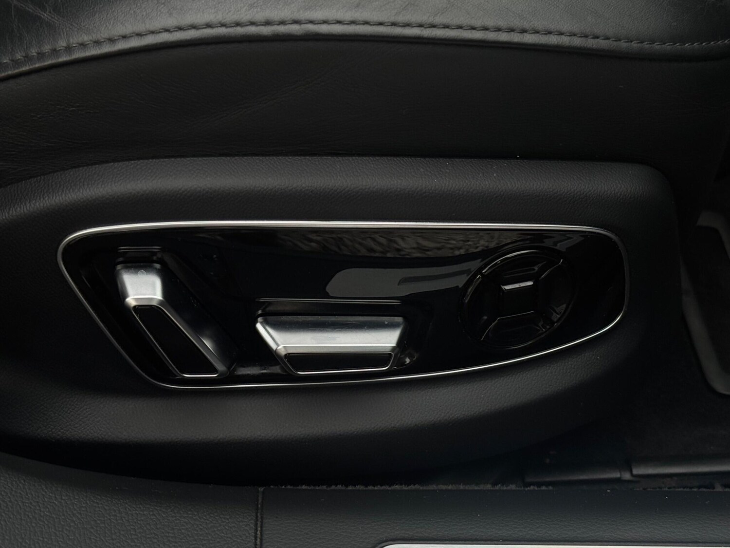 Used Audi A8 for sale - 77496502: Photo 69