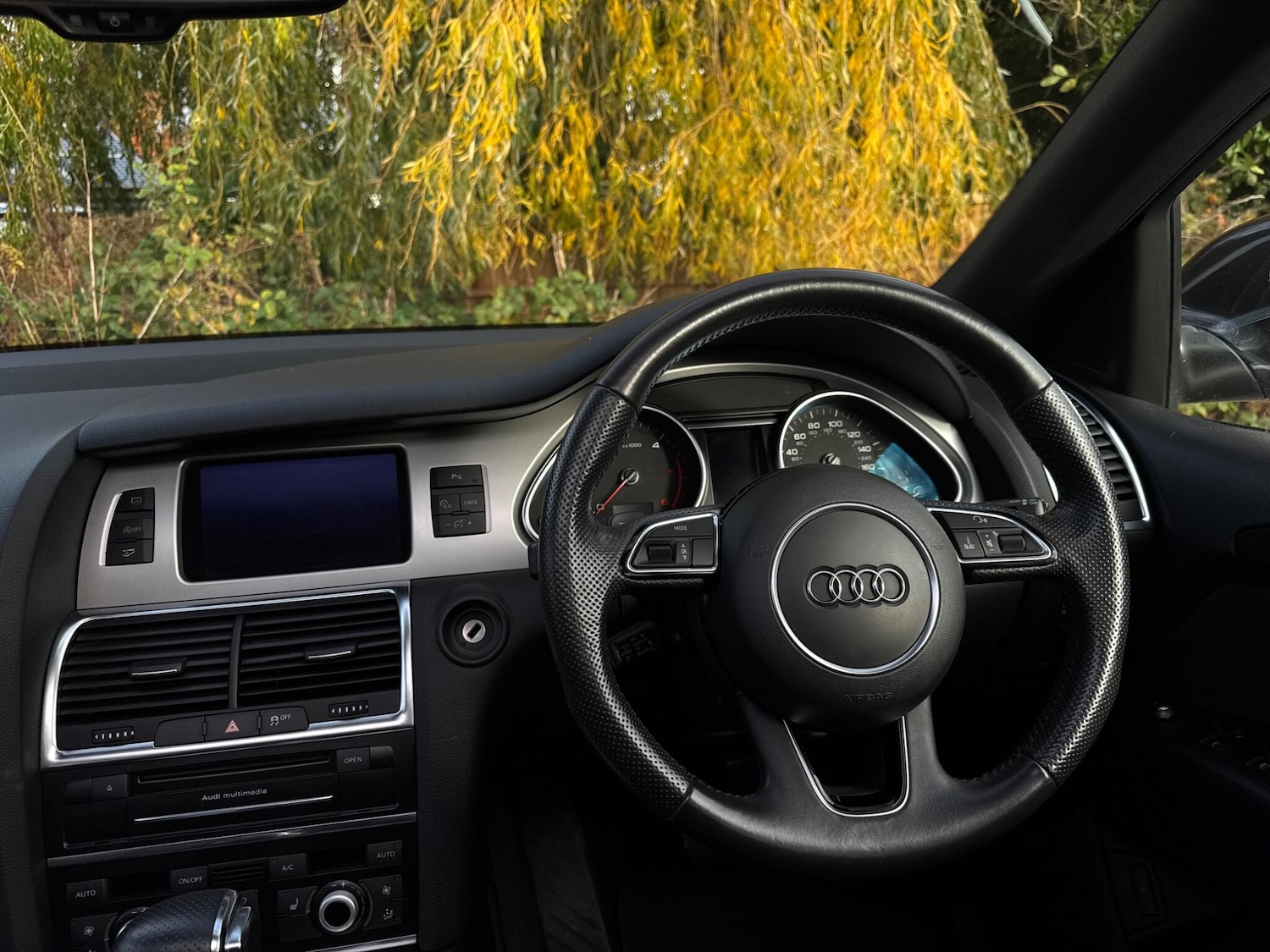 Used Audi Q7 2014 for sale - 76359892: Photo 33