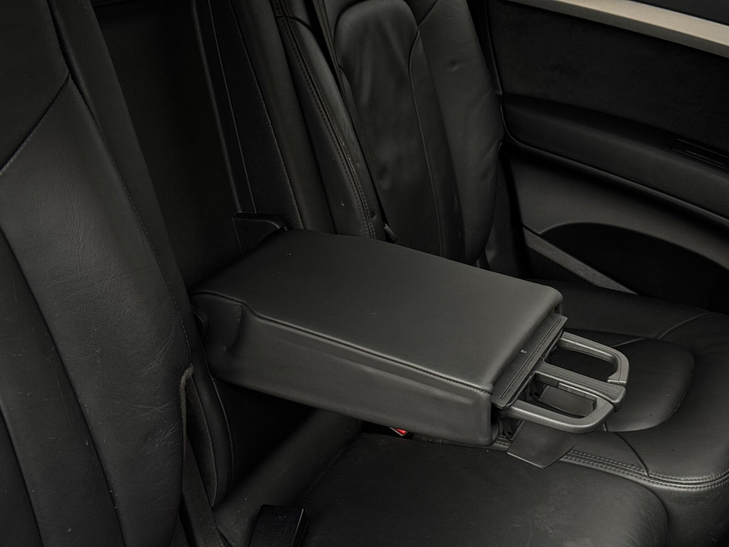 Used Audi Q7 2014 for sale - 76359892: Photo 71