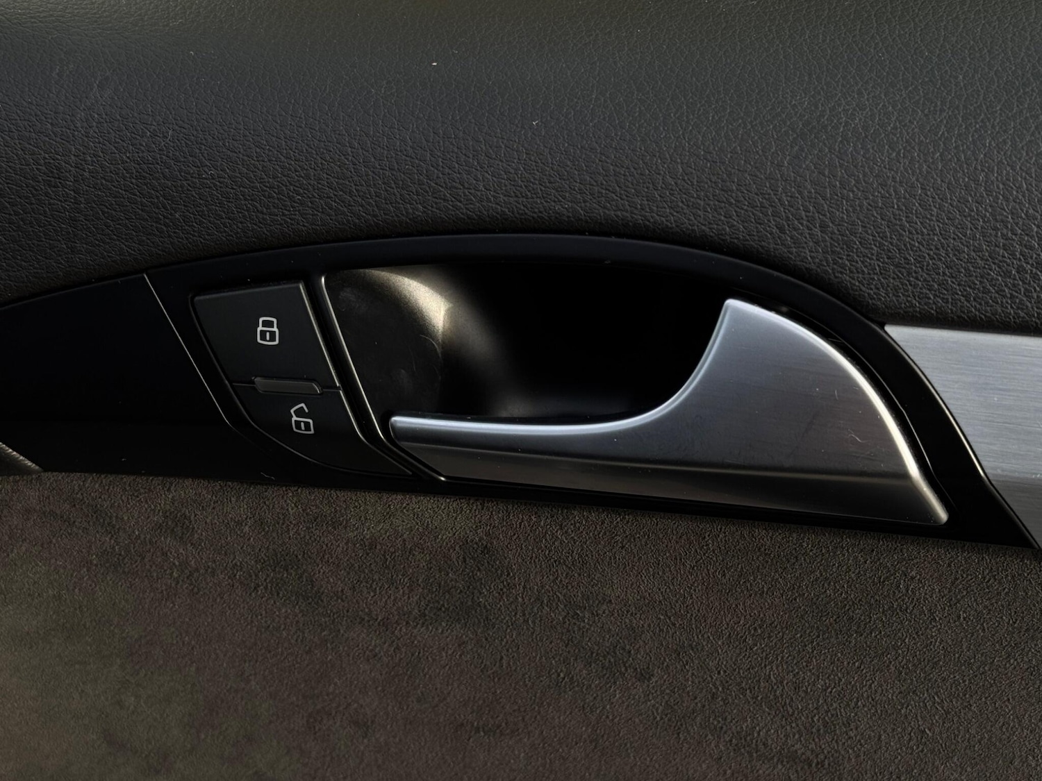 Used Audi Q7 2014 for sale - 76359892: Photo 73