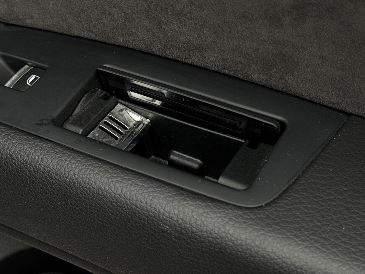 Used Audi Q7 2014 for sale - 76359892: Photo 75