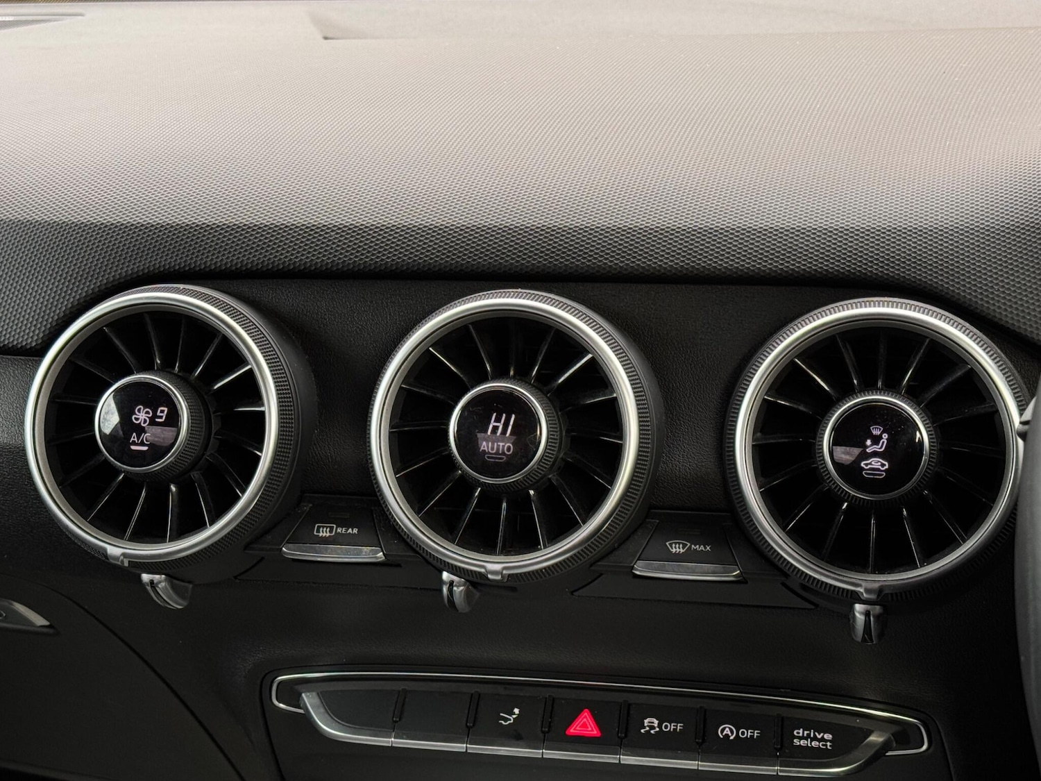 Used Audi TTS 2015 for sale - 76801536: Photo 41