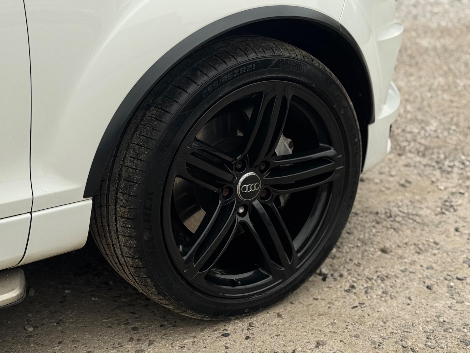 Used Audi Q7 2012 for sale - 76886315: Photo 96