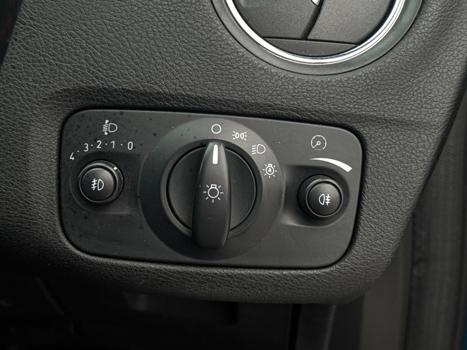 Used Ford Mondeo 2007 for sale - 76084269: Photo 51