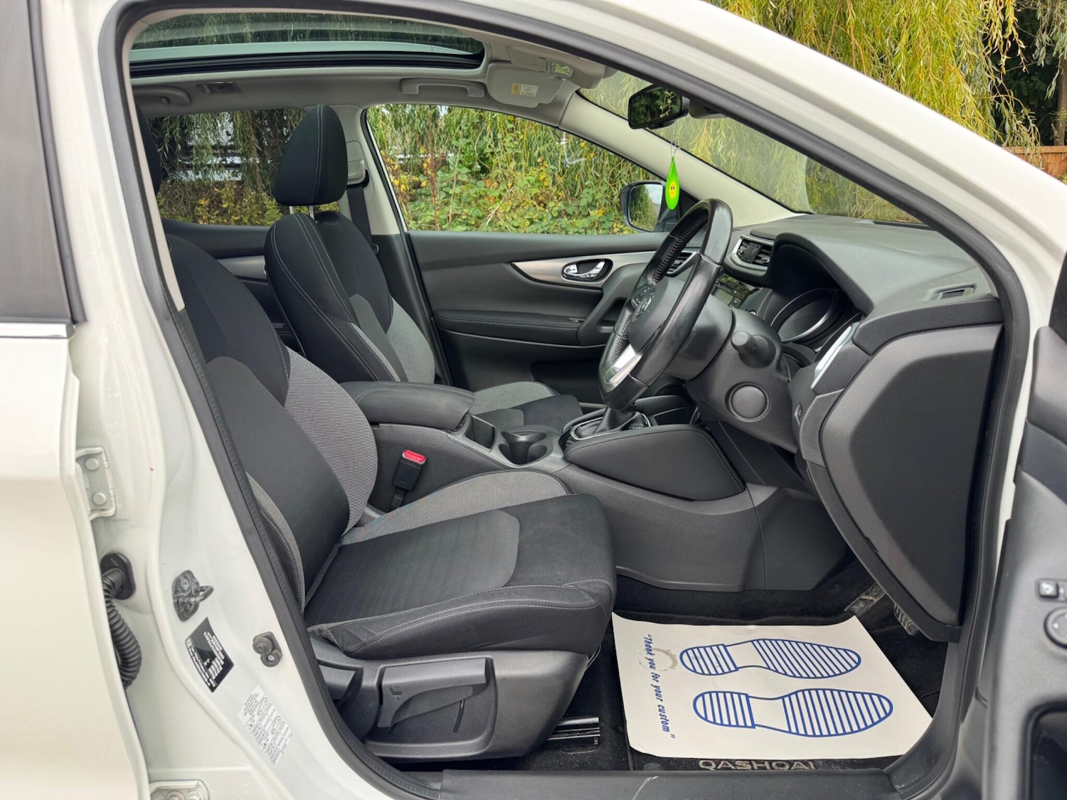 Used Nissan Qashqai 2017 for sale - 76215269: Photo 18