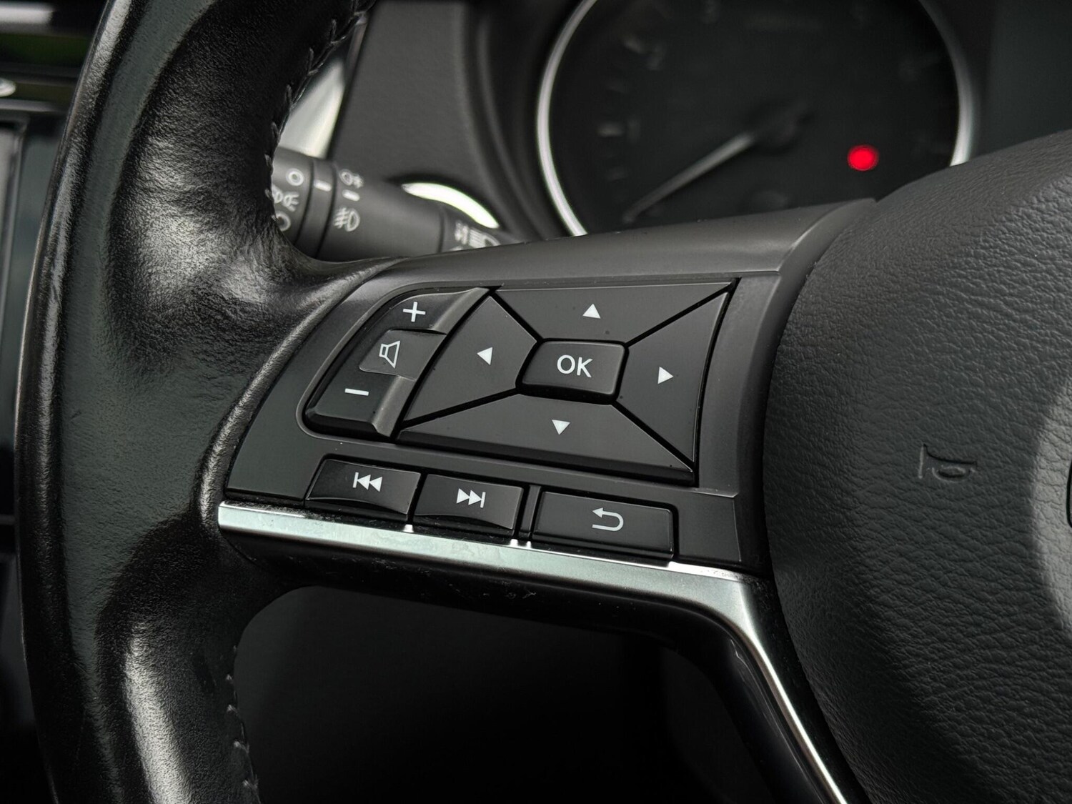 Used Nissan Qashqai 2017 for sale - 76215269: Photo 31